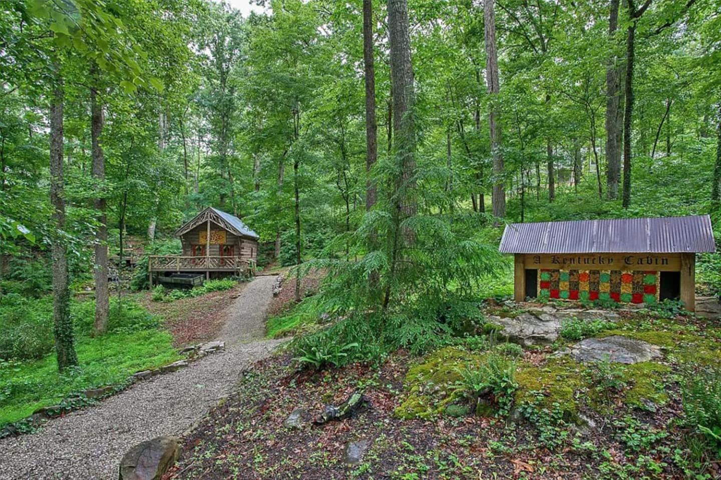 A Mammoth Cave Getaway Park City